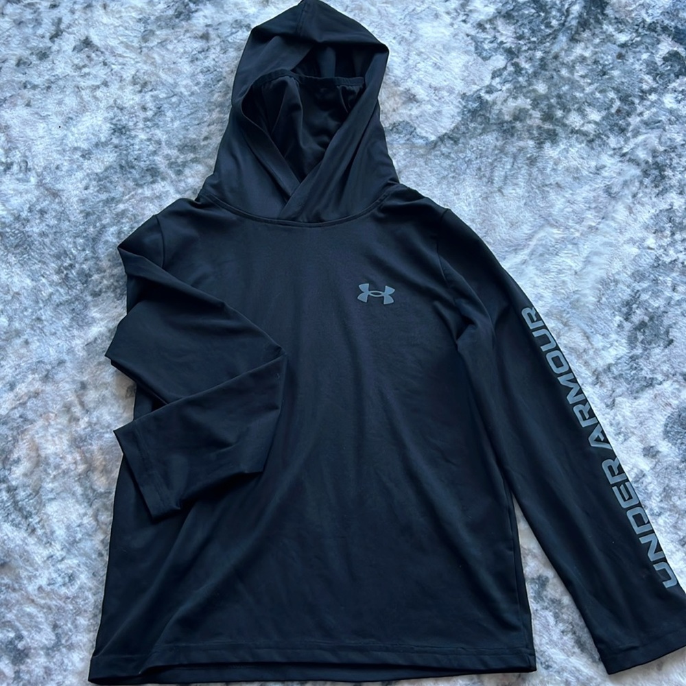 2 UA cold gear shirts. Size small (youth)